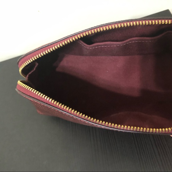 🌟COACH🌟 Leather Cosmetic Bag - Metallic Red - Picture 5 of 5